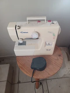 Sewing Machine - Ad posted by cat fordyce