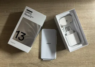 OPPO Reno 13 512 Gig 5G Dual Sim Luminous Blue, Brand new unused