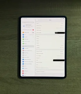 Apple iPad Pro 13 inch M4 2024 512 Gig WiFi&#43;Cellular Space Black, Brand new condition