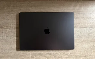 Apple MacBook Pro 16 inch M3 Pro 512 Gig SSD Space Black, Immaculate condition