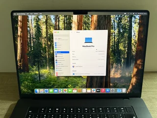 Apple MacBook Pro 16 inch M3 Pro 512 Gig SSD Space Black, Immaculate condition