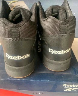 Brand New Original Men&#39;s Reebok Hightop Sneakers Size 11 One Only