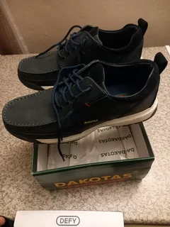 Brand New Original Men&#39;s Dakotas Moccasins Genuine Leather Size 11 One Only