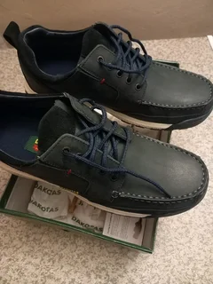 Brand New Original Men&#39;s Dakotas Moccasins Genuine Leather Size 11 One Only