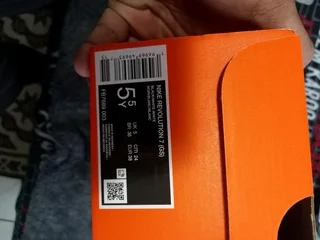 Original Boys Nike Revolution Sneakers Size 5 Like Brand New One Only