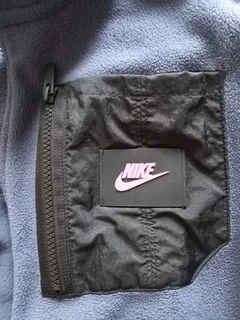 Original Men&#39;s Nike Air Bodywarmer Size Large Like Brand New.1400 New