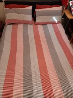 Double Size Sleigh Bed With Mattress And Headboard Like Brand New