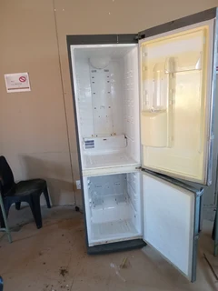 Fridge and Aircon Repairs and Installation