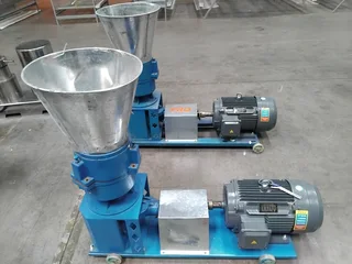 Pellet making machine