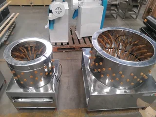 Chicken plucker machine