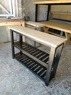 Console Tables/Entrance Tables/Servers