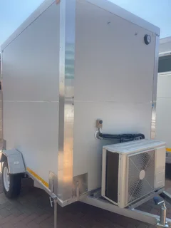 Mobile freezer and vip toi