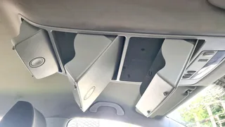 VW Touran 1.9 TDI 2010 (5-seater)