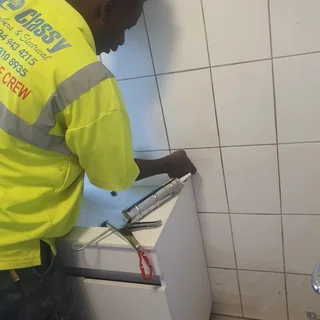 PLUMBER -BATHROOM CONTRACTORS &amp; GENERAL