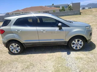 Ford ecosport silver