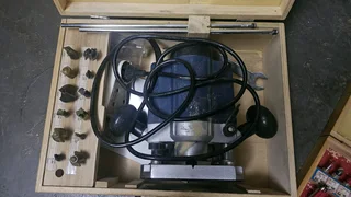 Router and router bits