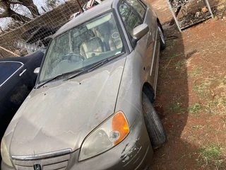 Honda civic 03 Spares 170i D17A5 ( auto )