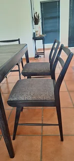 Fully Refurbished Mid Century Dining Table and 6 Reupholstered Chairs