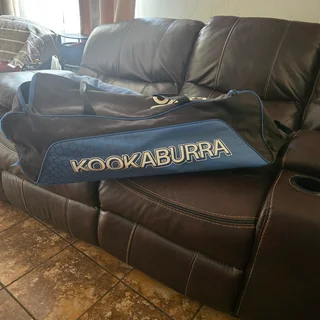 Cricket - Ad posted by Charmaine Honiball