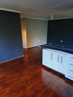 Newly built 3 bedrooms townhouse for rent in Cleland &#64;R7,000 incl. water