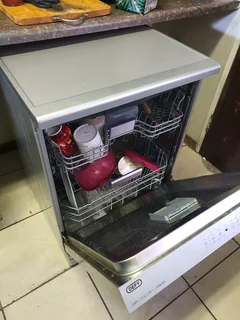 Silver metallic Defy 15 place dishwasher