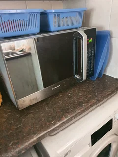 36litres Silver Bennett Read mirror finish microwave