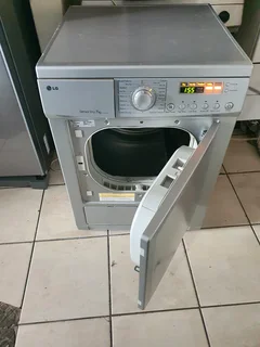 7,5kgs Silver LG condensor tumble dryer