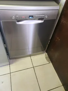 Silver Bosch series 2 14 place dishwasher
