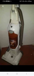 Electrolux Powerglide pet 1800 watts Bagless vacuum cleaner in perfect working order and good clean