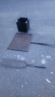 Braai Grids LARGE and Coal Box