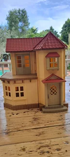 Sylvanian doll house and accessories