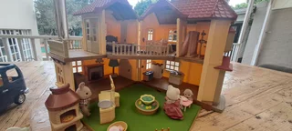 Sylvanian doll house and accessories