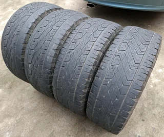 Quick Sale!!! 4× 265 60 18 Inch Continental Cross Contact Tyres For Sale R2000 Neg All 4