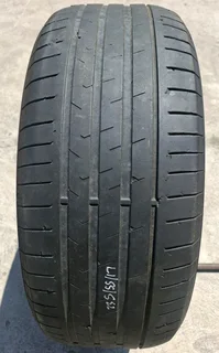 Cheapies!! 1× 235 55 17 Inch Lanvigator Tyre For Sale R400 Fitted!!!
