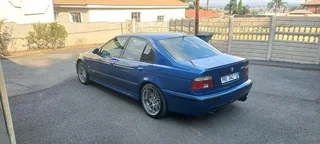 BMW E39 M5 5.0L