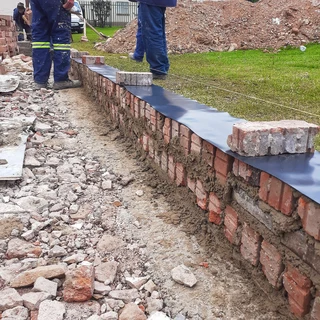 Bricklayer services for bricks in commercial and residential projects that requier bricklaying