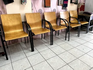 Wooden pine seats (6) Outdoor Patio Set With Black Metal Frames