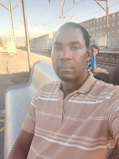 Experienced Gardener Is Available.