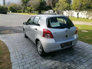 2007 TOYOTA YARIS T1 5-DOOR A/C 200000KM