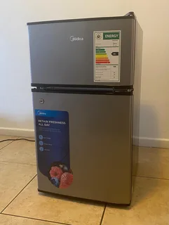 Double Door Bar Fridge (Midea)
