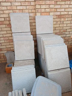 MOULDS TO MANUFACTURE CONCRETE PRODUCTS