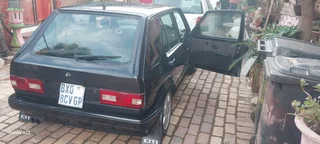 2004 Volkswagen Golf one  Hatchback