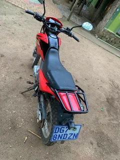 2011 Honda XR 125L electric 4 stroke for sale !! First come first served !! Buy now !!Only 27 000 km