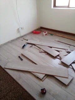 Carpenter looking for contract work