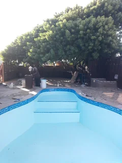 Bricklayer available