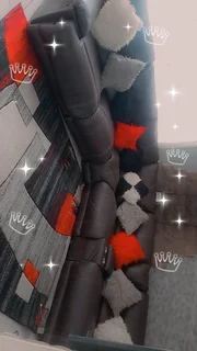 I&#39;m selling a leather couch  and dining table &#43; chairs