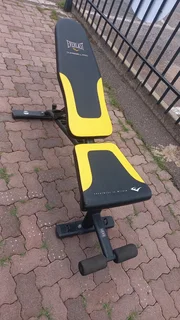 Bench and weights