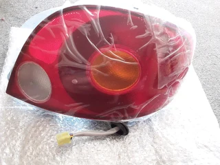 Genuine g m part 2004 2005 chevrolet spark 800cc 2000 2005 deawoo matiz tail light right complete