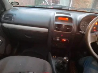 2009 Renault Clio 1.2