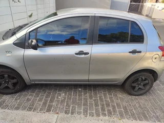 2010 Toyota Yaris Hatchback